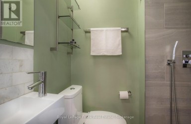 248 BENSON AVENUE Toronto (Wychwood) Ontario photo 9