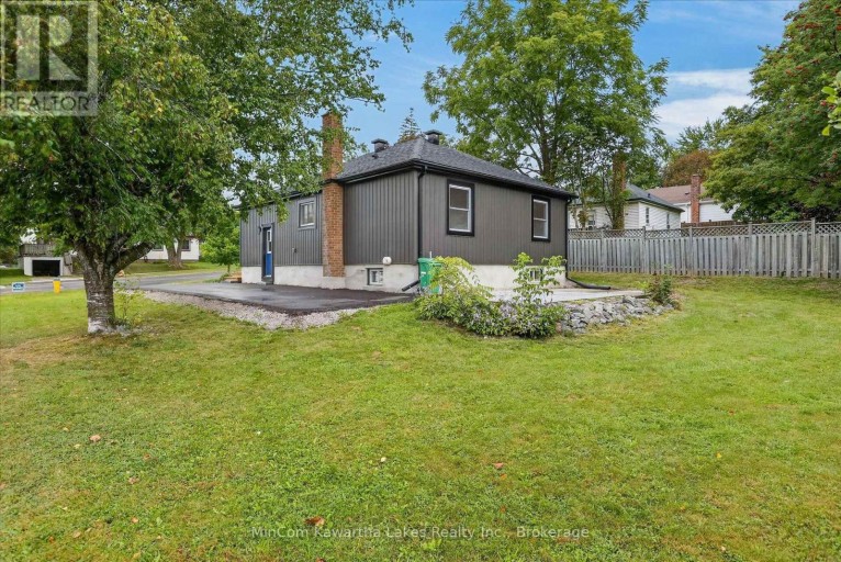 1028 WESTERN AVENUE, Peterborough (Otonabee Ward 1), Ontario, K9J5W4