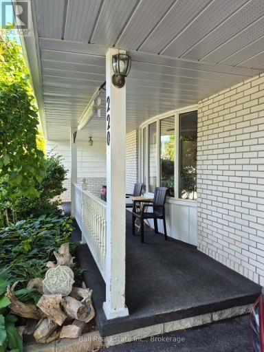 220 IRETON STREET, Trent Hills (Campbellford), Ontario, K0L1L0