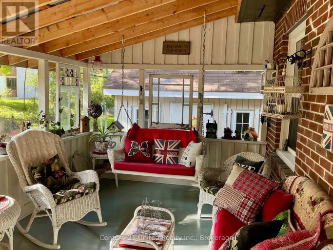 6 MIDDLETON DRIVE, Peterborough (Monaghan Ward 2), Ontario, K9J4Z2