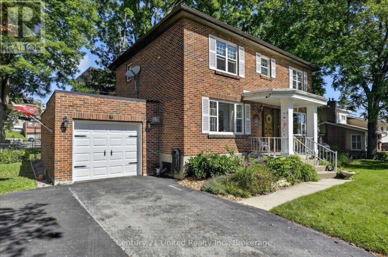 6 MIDDLETON DRIVE, Peterborough (Monaghan Ward 2), Ontario, K9J4Z2