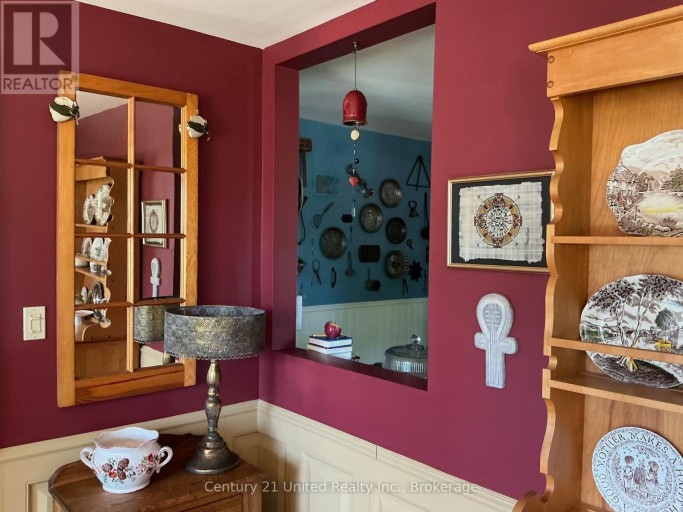 6 MIDDLETON DRIVE, Peterborough (Monaghan Ward 2), Ontario, K9J4Z2