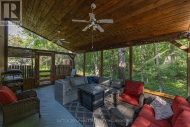732 CENTRE STREET, Kingston (South Of Taylor-Kidd Blvd) Ontario