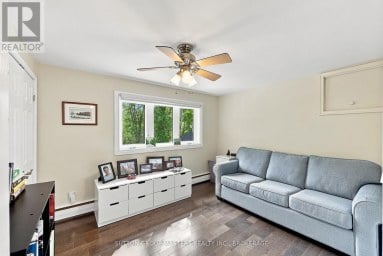 732 CENTRE STREET, Kingston (South Of Taylor-Kidd Blvd) Ontario