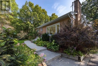 732 CENTRE STREET, Kingston (South Of Taylor-Kidd Blvd) Ontario