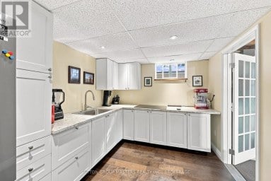 732 CENTRE STREET, Kingston (South Of Taylor-Kidd Blvd) Ontario