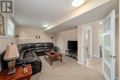 288 FAIRHAVEN CIRCLE London East (East O) Ontario photo 27