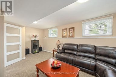 288 FAIRHAVEN CIRCLE London East (East O) Ontario photo 28