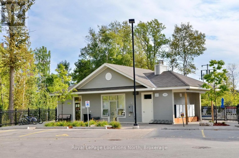208 - 6 BRANDY LANE DRIVE, Collingwood, Ontario, L9Y0X4