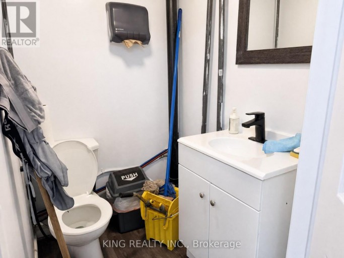 260 NIAGARA STREET, Toronto (Niagara), Ontario, M6J2L9