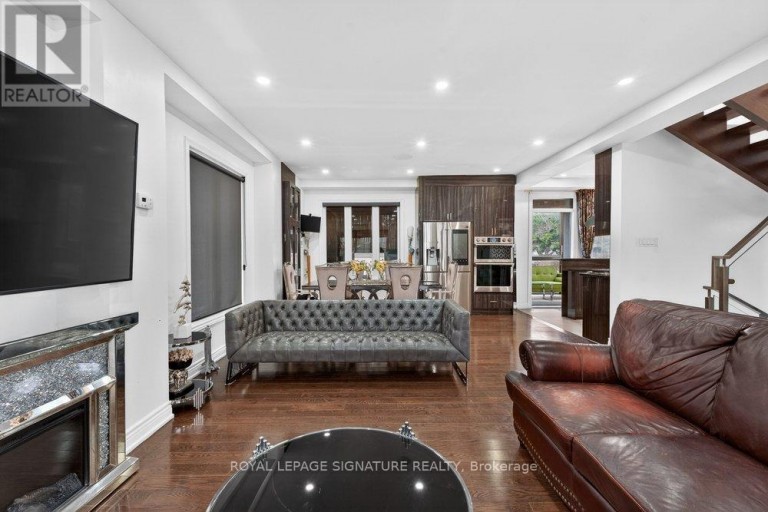 32 CLIFFCREST DRIVE, Toronto (Cliffcrest), Ontario, M1M2K2