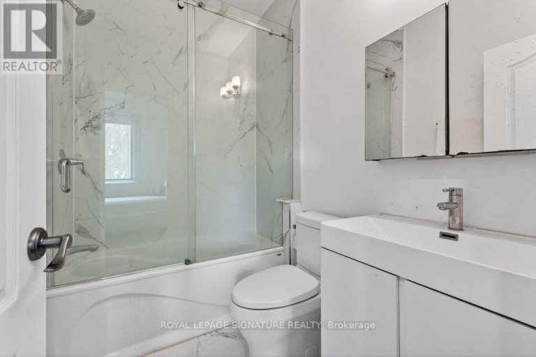 32 CLIFFCREST DRIVE, Toronto (Cliffcrest), Ontario, M1M2K2