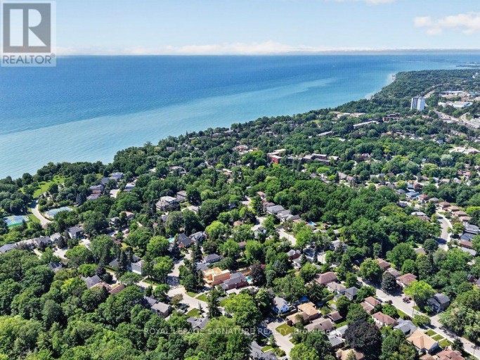 32 CLIFFCREST DRIVE, Toronto (Cliffcrest), Ontario, M1M2K2