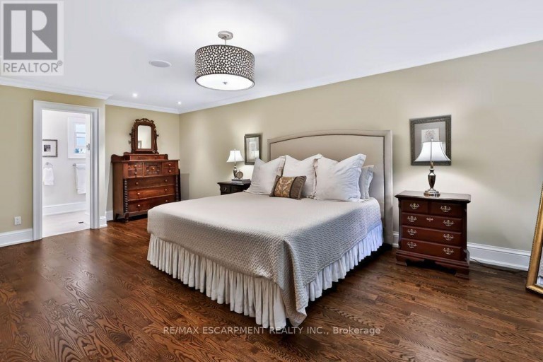 1470 CRESCENT ROAD, Mississauga (Lorne Park), Ontario, L5H1P6