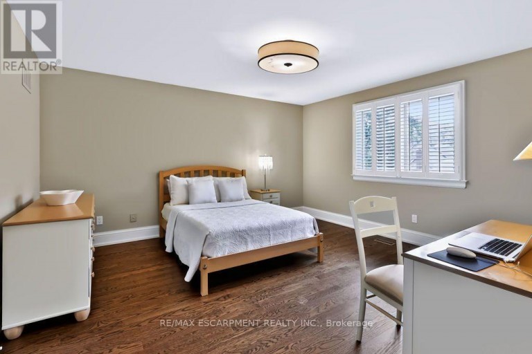 1470 CRESCENT ROAD, Mississauga (Lorne Park), Ontario, L5H1P6