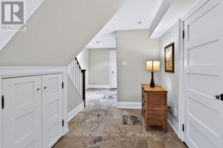 1470 CRESCENT ROAD, Mississauga (Lorne Park), Ontario, L5H1P6