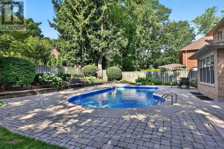 1470 CRESCENT ROAD, Mississauga (Lorne Park), Ontario, L5H1P6