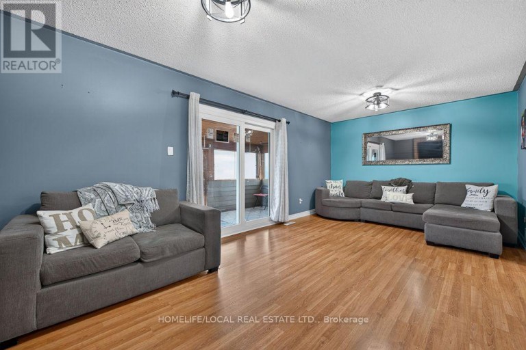 4 MARTINDALE CRESCENT, Brampton (Brampton West), Ontario, L6X2T9