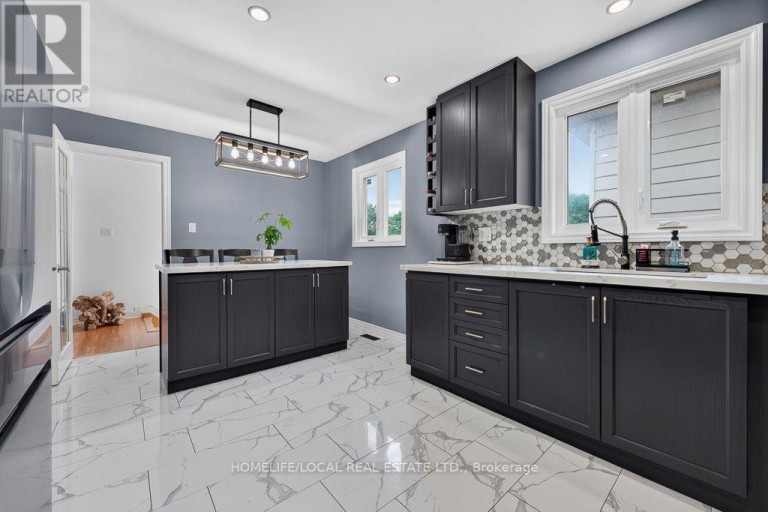 4 MARTINDALE CRESCENT, Brampton (Brampton West), Ontario, L6X2T9