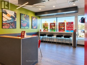 105 - 3417 DERRY ROAD E Mississauga (Malton) Ontario photo 2