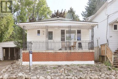 127 WHITNEY AVENUE Hamilton (Ainslie Wood) Ontario photo 1