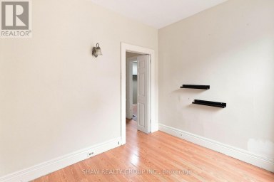 69 STANLEY STREET Brantford Ontario photo 14