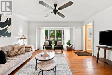 410 GRANDVIEW STREET S Oshawa (Donevan) Ontario photo 11
