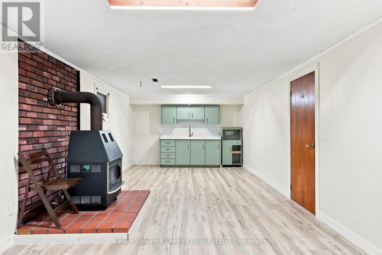 410 GRANDVIEW STREET S, Oshawa (Donevan), Ontario, L1H7C8