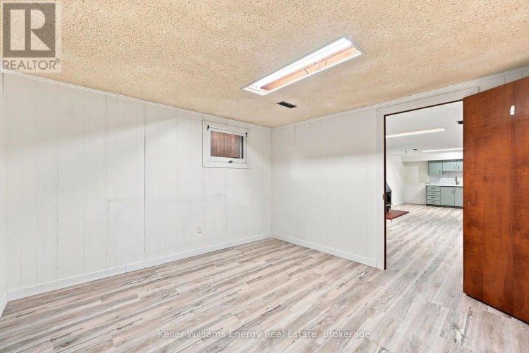 410 GRANDVIEW STREET S, Oshawa (Donevan), Ontario, L1H7C8