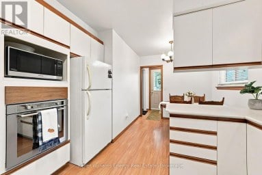 410 GRANDVIEW STREET S Oshawa (Donevan) Ontario photo 5