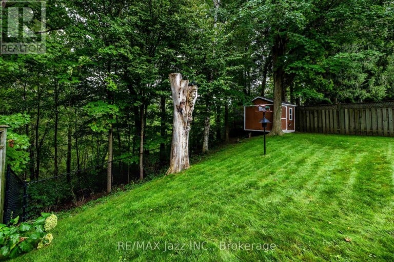 29 VALLEYCREST DRIVE, Clarington (Courtice), Ontario, L1E1J2