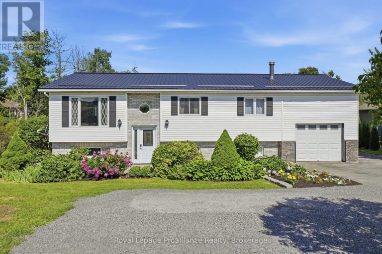 13 FORESTER DRIVE, Quinte West (Sidney Ward), Ontario, K0K2C0