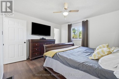 13 FORESTER DRIVE Quinte West (Sidney Ward) Ontario photo 23