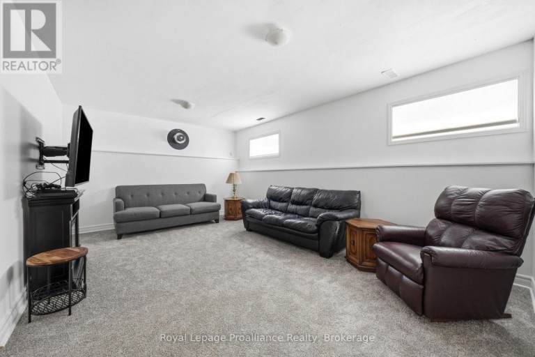 13 FORESTER DRIVE, Quinte West (Sidney Ward), Ontario, K0K2C0
