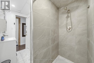 13 FORESTER DRIVE Quinte West (Sidney Ward) Ontario photo 34