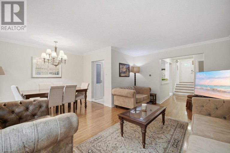 334 WOODSWORTH ROAD, Toronto (St. Andrew-Windfields), Ontario, M2L2T6