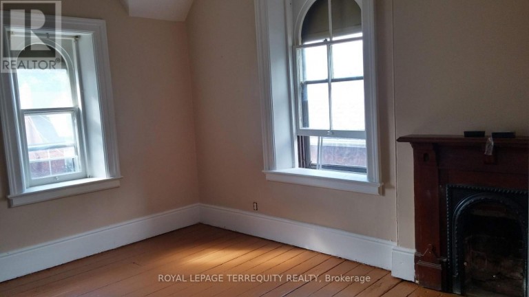 51 NASSAU STREET, Oshawa (Vanier), Ontario, L1J4A3