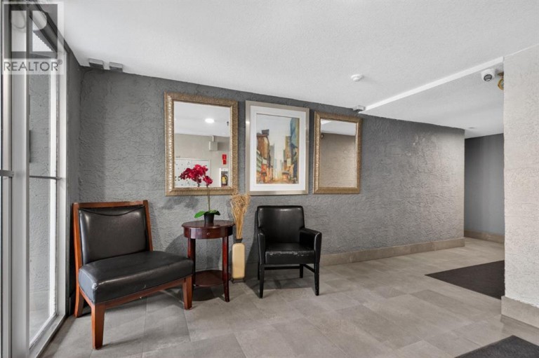 202, 809 4 Street NE, Calgary, Alberta, T2E3S9