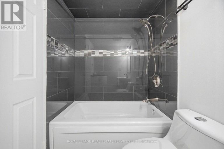 PH05 - 250 WEBB DRIVE, Mississauga (City Centre), Ontario, L5B3Z4