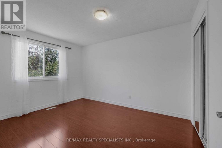 11 - 3525 BRANDON GATE DRIVE, Mississauga (Malton), Ontario, L4T3M3