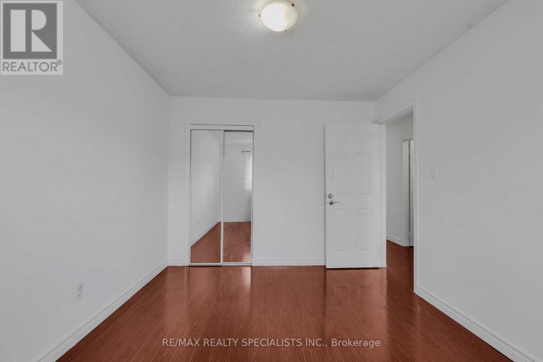 11 - 3525 BRANDON GATE DRIVE, Mississauga (Malton), Ontario, L4T3M3