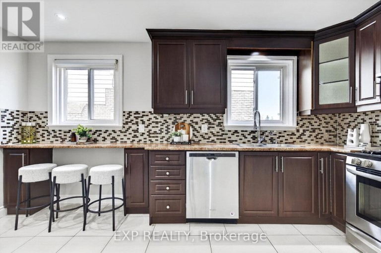 88 ENGLISH STREET, Brampton (Brampton West), Ontario, L6X2P6
