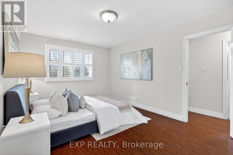 88 ENGLISH STREET, Brampton (Brampton West), Ontario, L6X2P6