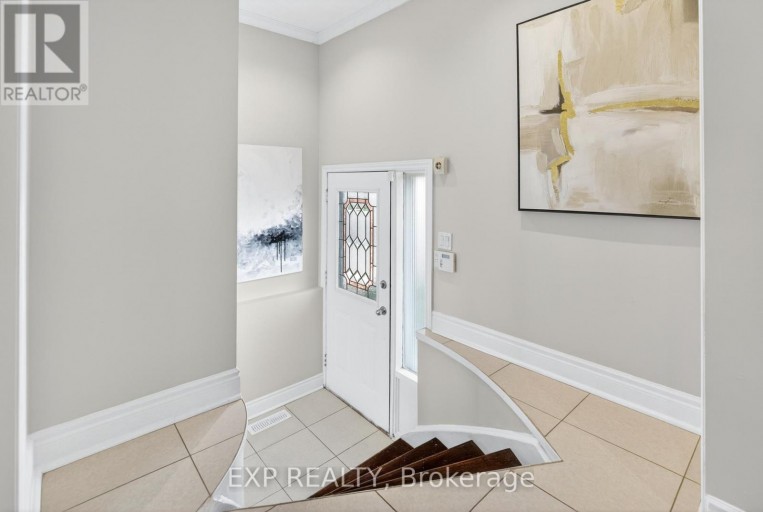 88 ENGLISH STREET, Brampton (Brampton West), Ontario, L6X2P6