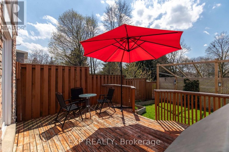 88 ENGLISH STREET, Brampton (Brampton West), Ontario, L6X2P6