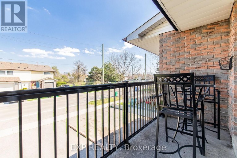 88 ENGLISH STREET, Brampton (Brampton West), Ontario, L6X2P6