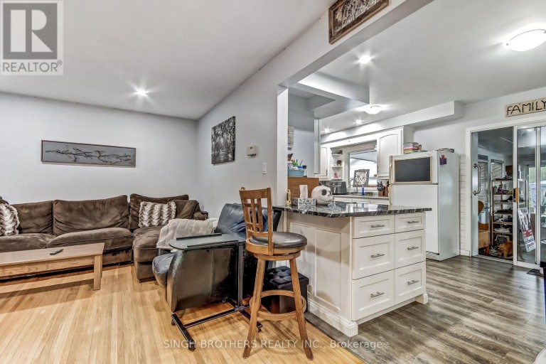 316 WILLOWGROVE CRESCENT, Woodstock (Woodstock - North), Ontario, N4S7N4