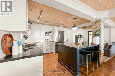 121 CEDAR CREST BEACH ROAD Clarington (Bowmanville) Ontario photo 16