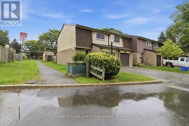 81 - 909 BURNS STREET W Whitby (Lynde Creek) Ontario photo 1