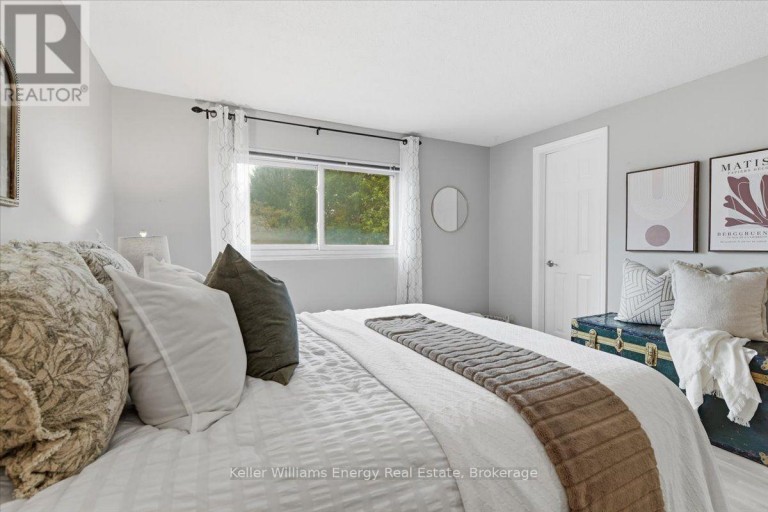 81 - 909 BURNS STREET W, Whitby (Lynde Creek), Ontario, L1N6J5